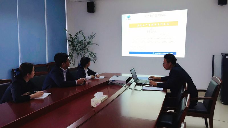 教材的编写质量直接影响到学习效果。选择教材时，可以参考以下标准：